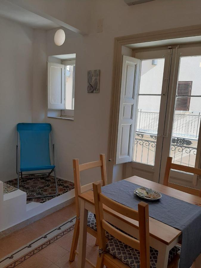 Casa Vacanze Mannina Castellammare del Golfo Esterno foto